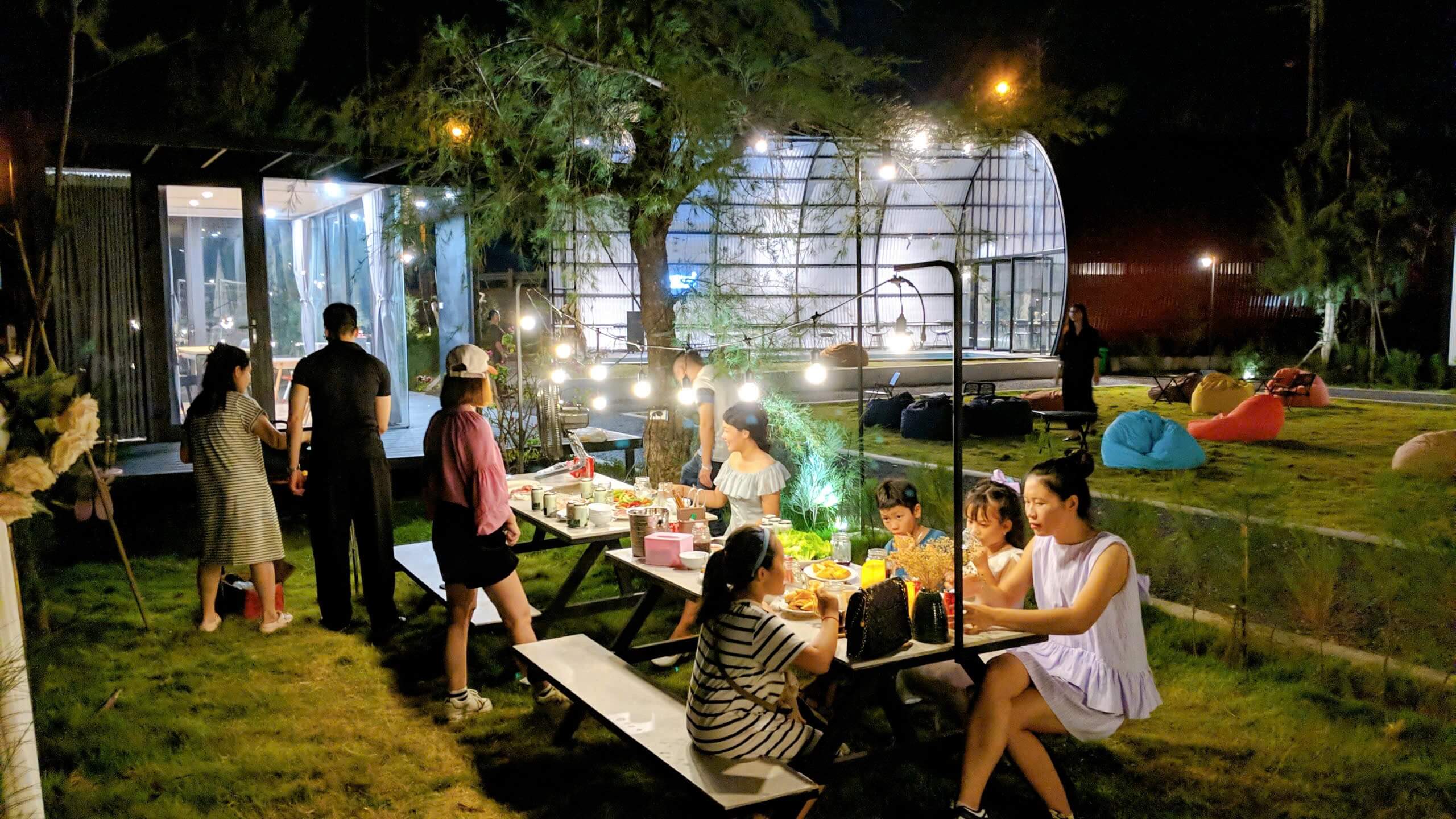 Tiệc BBQ Ngoài Trời Tại Dsdstay 